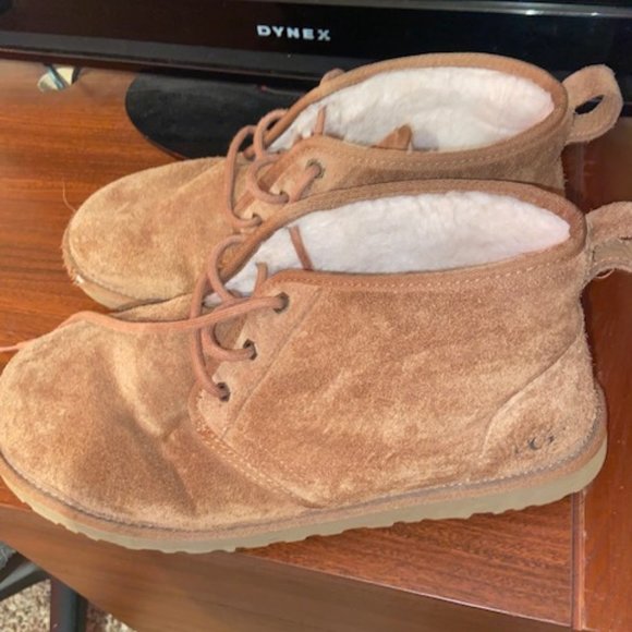 Men Ugg boot